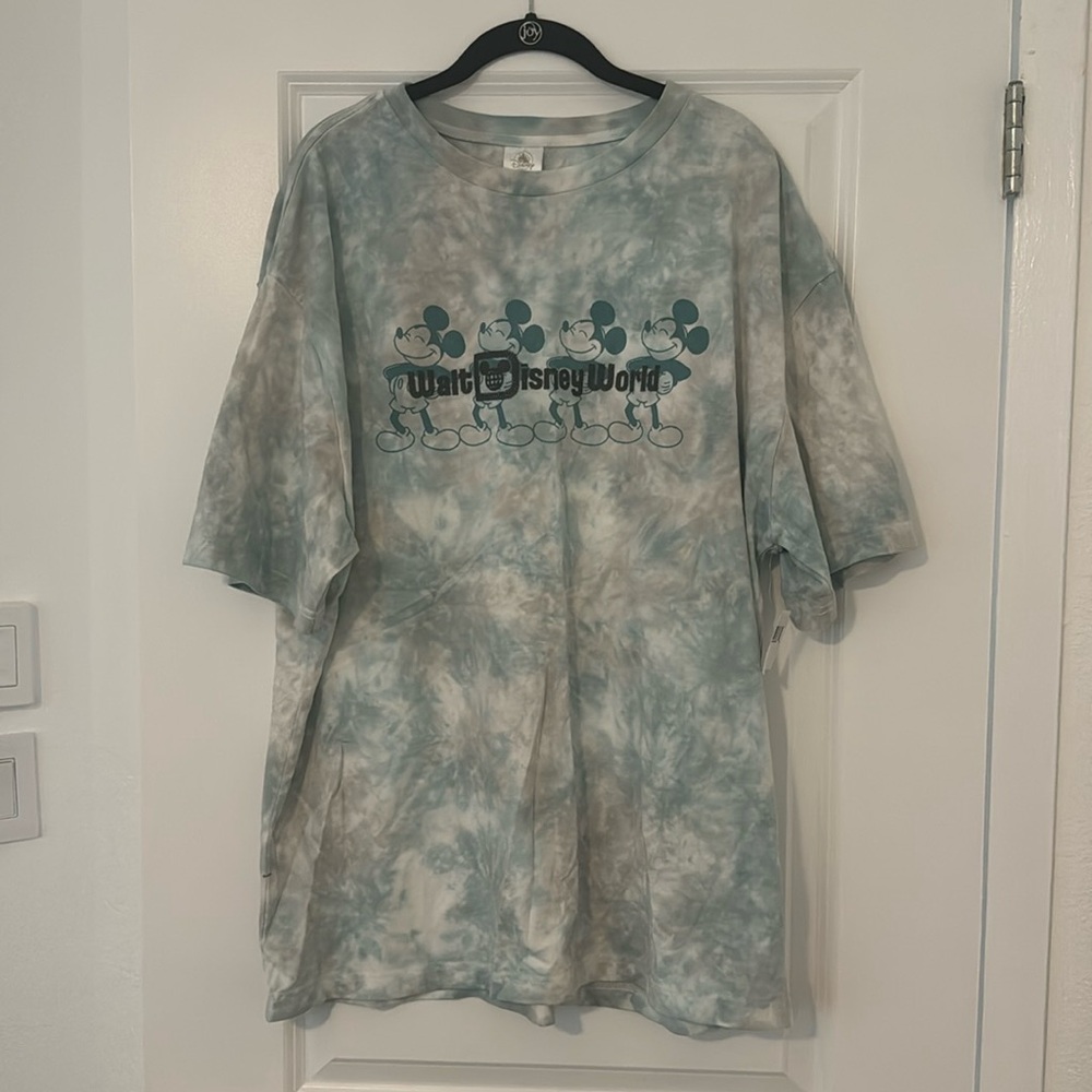 NWT Walt Disney World Mickey Mouse Oversized T-shirt